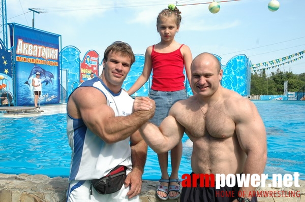 Vendetta Yalta - Swimming Pool # Armwrestling # Armpower.net