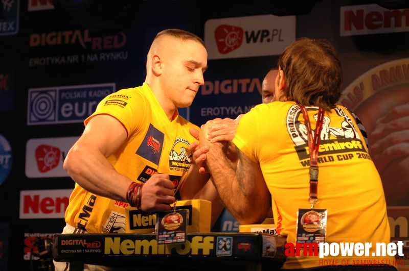 Nemiroff 2008 - Day 1 - Left hand # Armwrestling # Armpower.net