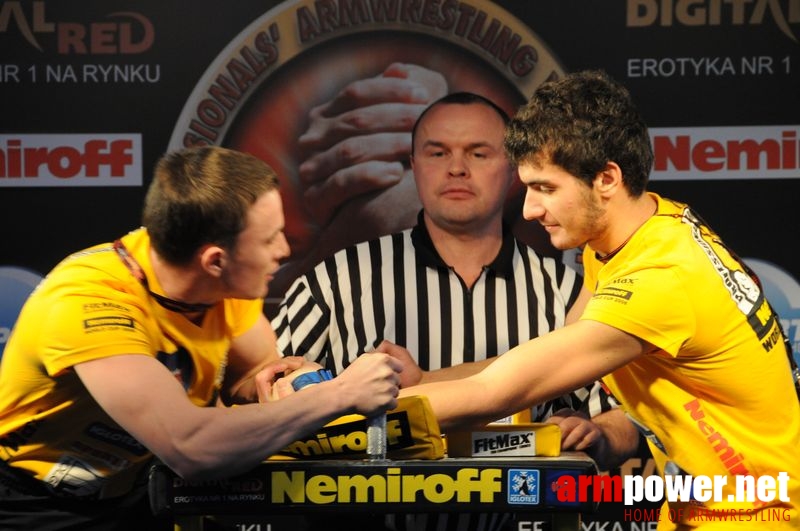 Nemiroff 2008 - Day 1 - Left hand # Armwrestling # Armpower.net