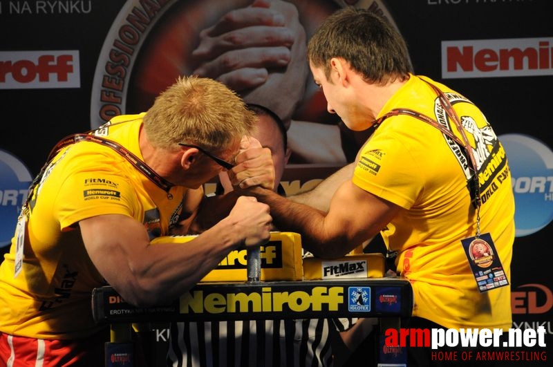 Nemiroff 2008 - Day 1 - Left hand # Armwrestling # Armpower.net