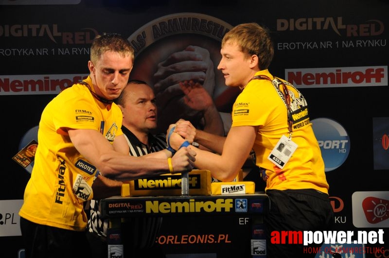 Nemiroff 2008 - Day 1 - Left hand # Siłowanie na ręce # Armwrestling # Armpower.net