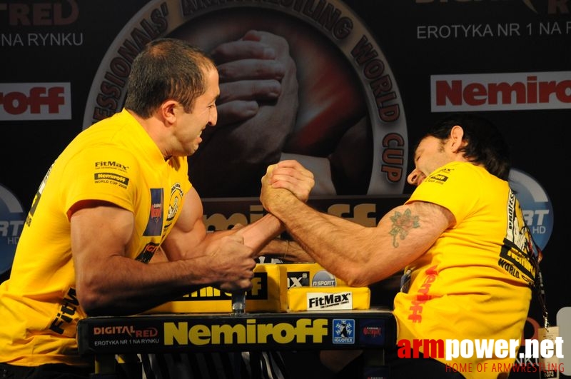 Nemiroff 2008 - Day 1 - Left hand # Armwrestling # Armpower.net