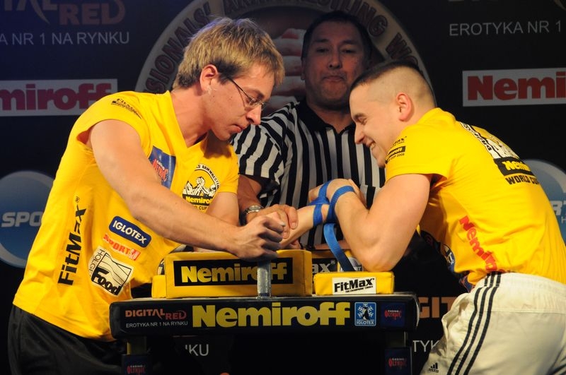 Nemiroff 2008 - Day 1 - Left hand # Armwrestling # Armpower.net