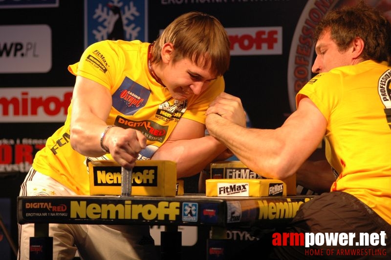 Nemiroff 2008 - Day 1 - Left hand # Armwrestling # Armpower.net