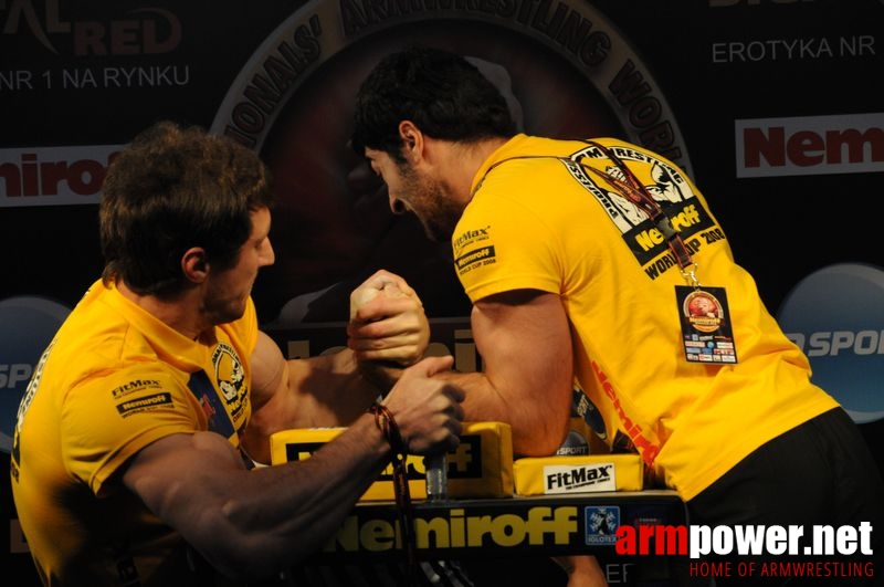 Nemiroff 2008 - Day 1 - Left hand # Siłowanie na ręce # Armwrestling # Armpower.net