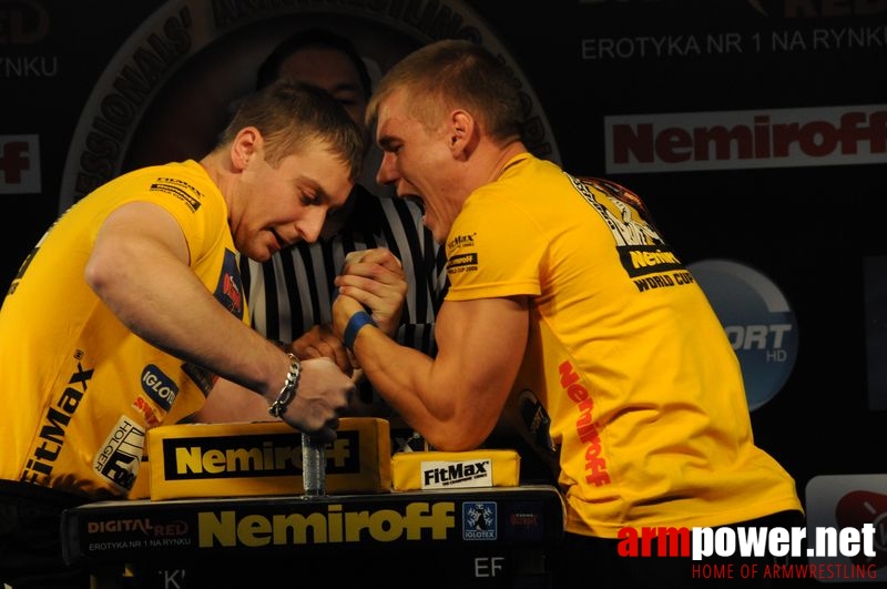 Nemiroff 2008 - Day 1 - Left hand # Siłowanie na ręce # Armwrestling # Armpower.net