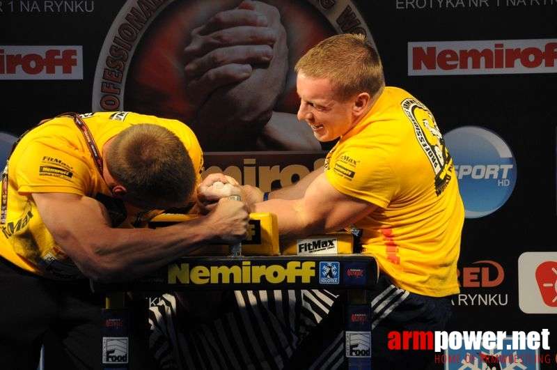 Nemiroff 2008 - Day 1 - Left hand # Armwrestling # Armpower.net