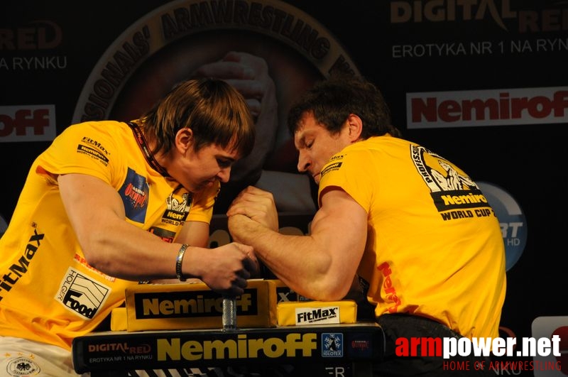 Nemiroff 2008 - Day 1 - Left hand # Siłowanie na ręce # Armwrestling # Armpower.net