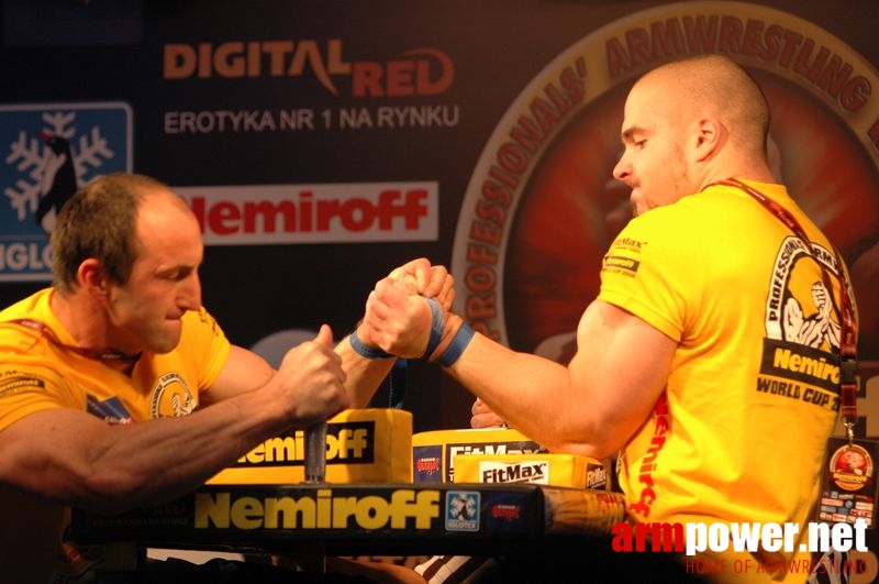 Nemiroff 2008 - Day 1 - Left hand # Armwrestling # Armpower.net