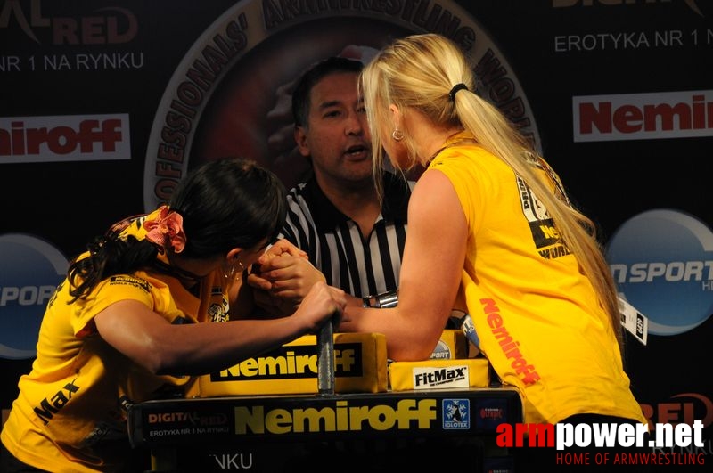 Nemiroff 2008 - Day 1 - Left hand # Siłowanie na ręce # Armwrestling # Armpower.net