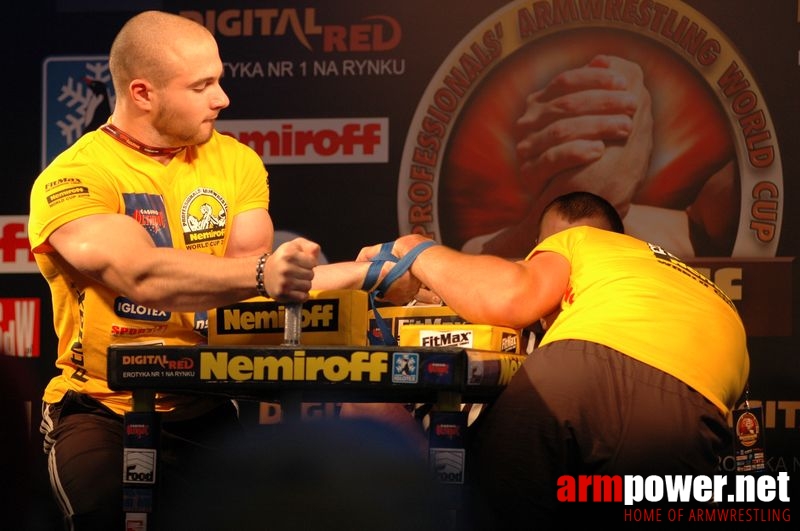 Nemiroff 2008 - Day 1 - Left hand # Armwrestling # Armpower.net