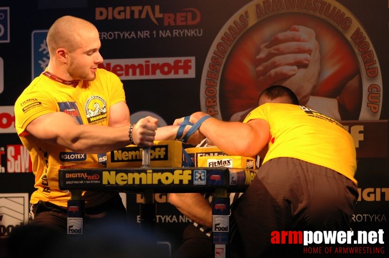 Nemiroff 2008 - Day 1 - Left hand # Armwrestling # Armpower.net