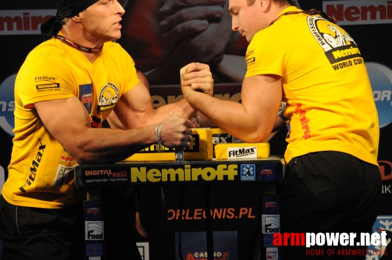 Nemiroff 2008 - Day 1 - Left hand # Siłowanie na ręce # Armwrestling # Armpower.net