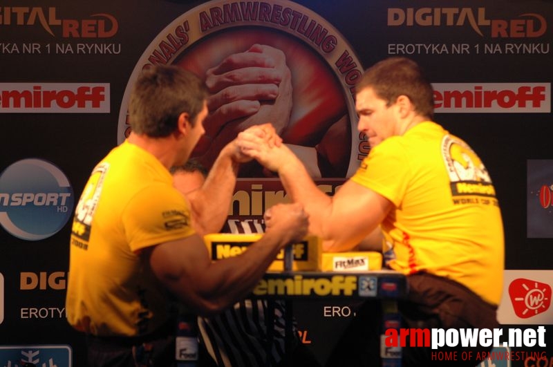 Nemiroff 2008 - Day 1 - Left hand # Siłowanie na ręce # Armwrestling # Armpower.net