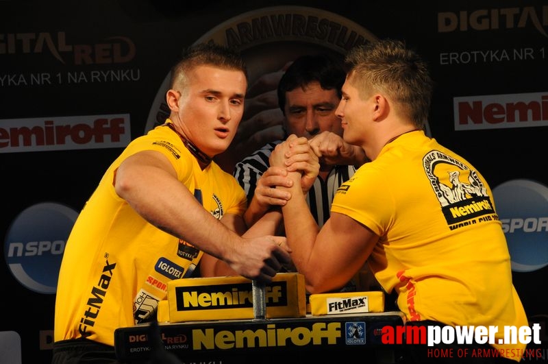 Nemiroff 2008 - Day 1 - Left hand # Armwrestling # Armpower.net