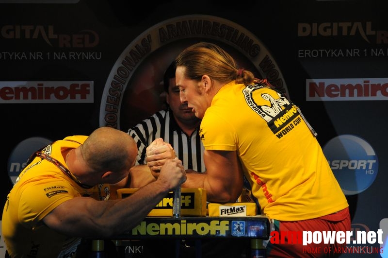 Nemiroff 2008 - Day 1 - Left hand # Armwrestling # Armpower.net