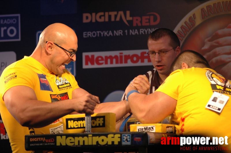 Nemiroff 2008 - Day 1 - Left hand # Siłowanie na ręce # Armwrestling # Armpower.net