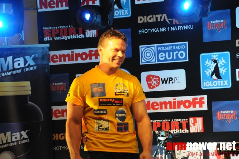 Nemiroff 2008 - Day 1 - Left hand # Siłowanie na ręce # Armwrestling # Armpower.net