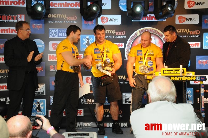 Nemiroff 2008 - Day 1 - Left hand # Siłowanie na ręce # Armwrestling # Armpower.net