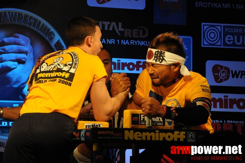 Nemiroff 2008 - Day 2 - Right hand # Armwrestling # Armpower.net