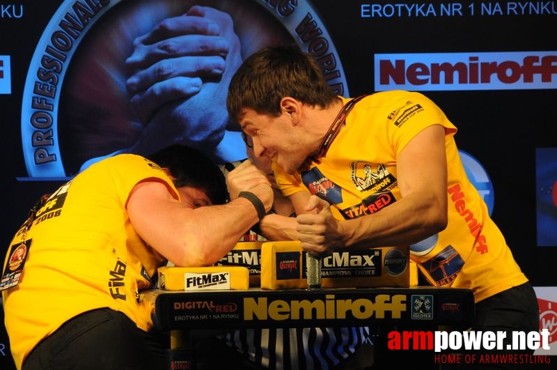 Nemiroff 2008 - Day 2 - Right hand # Siłowanie na ręce # Armwrestling # Armpower.net