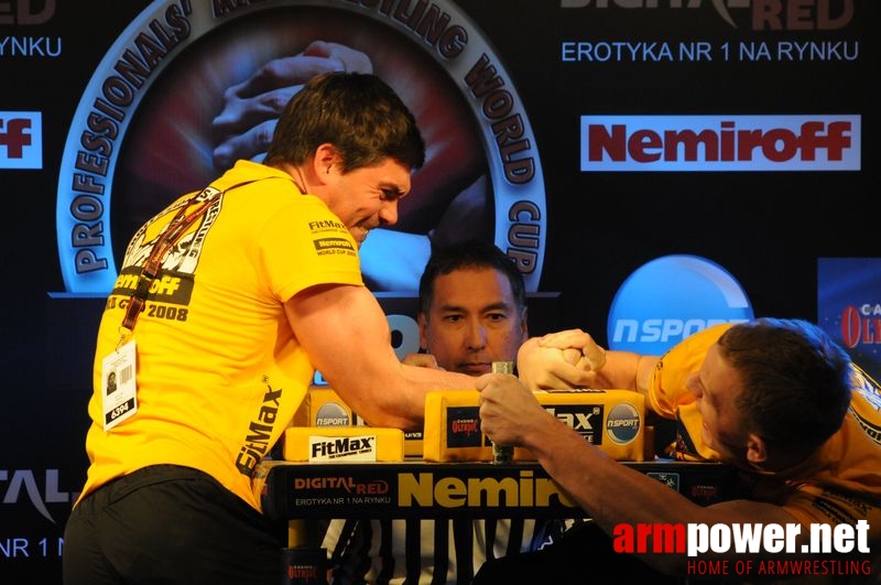 Nemiroff 2008 - Day 2 - Right hand # Armwrestling # Armpower.net