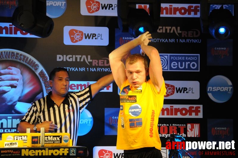 Nemiroff 2008 - Day 2 - Right hand # Siłowanie na ręce # Armwrestling # Armpower.net