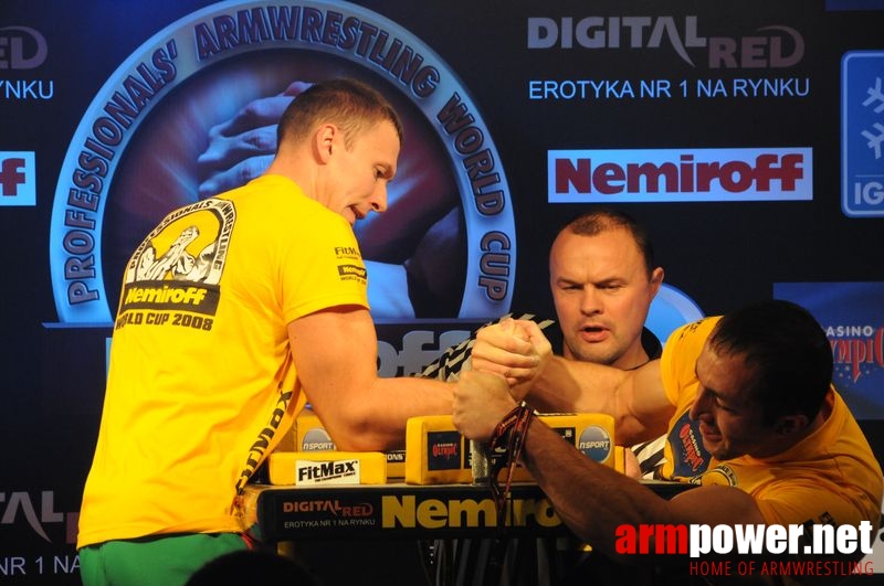 Nemiroff 2008 - Day 2 - Right hand # Armwrestling # Armpower.net