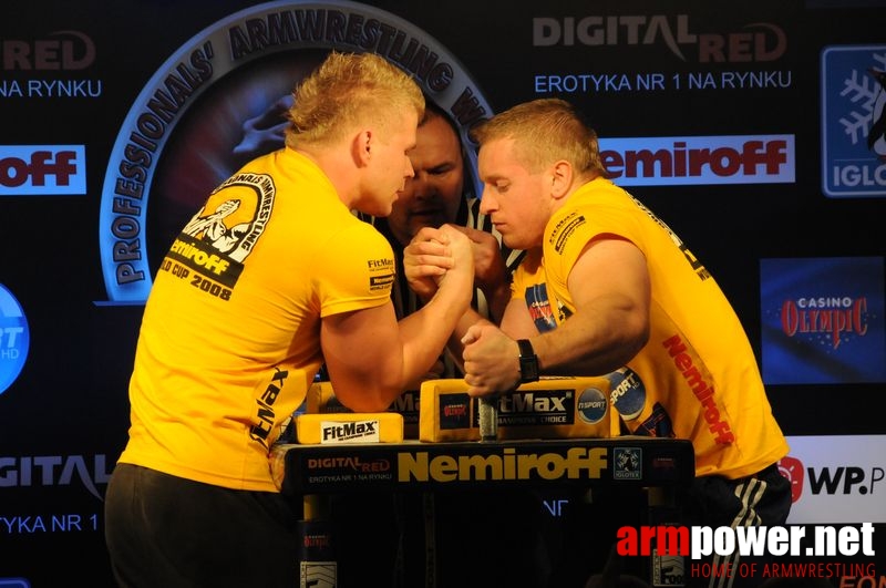 Nemiroff 2008 - Day 2 - Right hand # Siłowanie na ręce # Armwrestling # Armpower.net