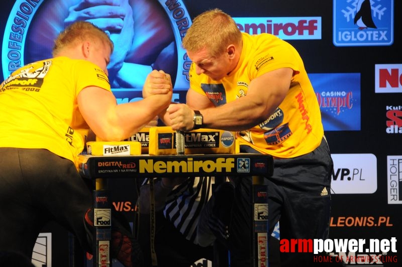 Nemiroff 2008 - Day 2 - Right hand # Armwrestling # Armpower.net