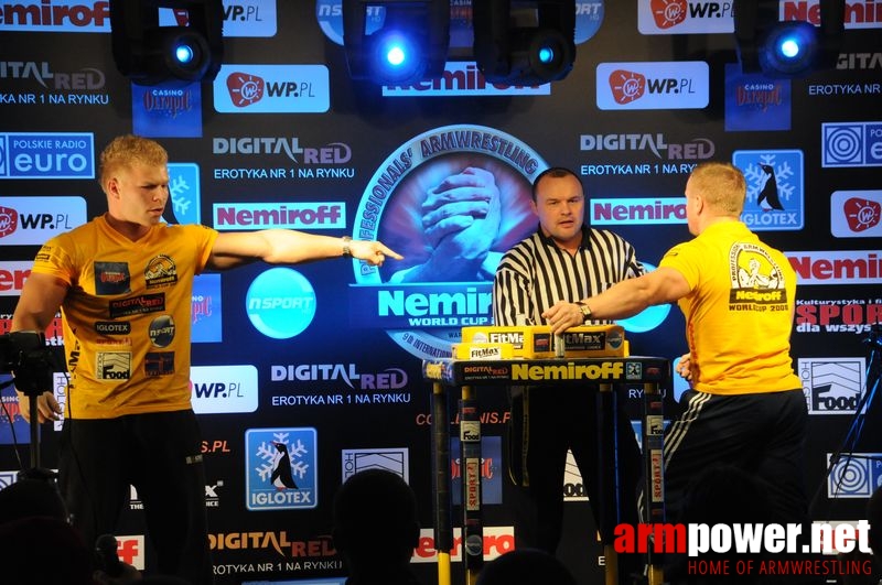 Nemiroff 2008 - Day 2 - Right hand # Armwrestling # Armpower.net