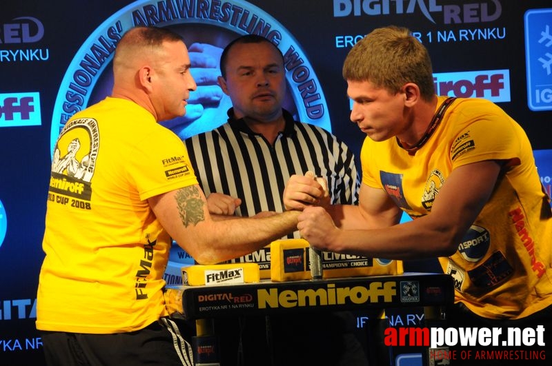 Nemiroff 2008 - Day 2 - Right hand # Siłowanie na ręce # Armwrestling # Armpower.net