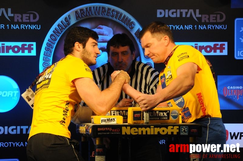 Nemiroff 2008 - Day 2 - Right hand # Armwrestling # Armpower.net