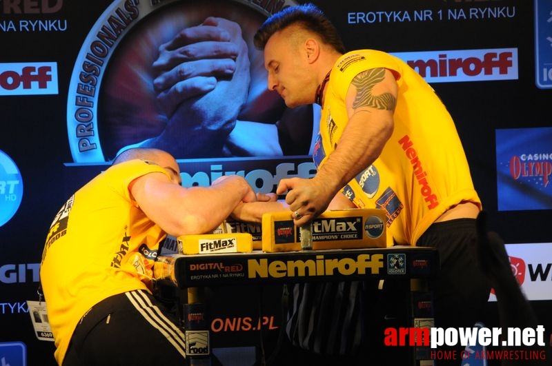 Nemiroff 2008 - Day 2 - Right hand # Armwrestling # Armpower.net