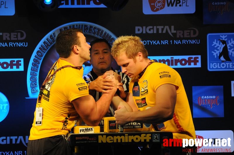 Nemiroff 2008 - Day 2 - Right hand # Armwrestling # Armpower.net