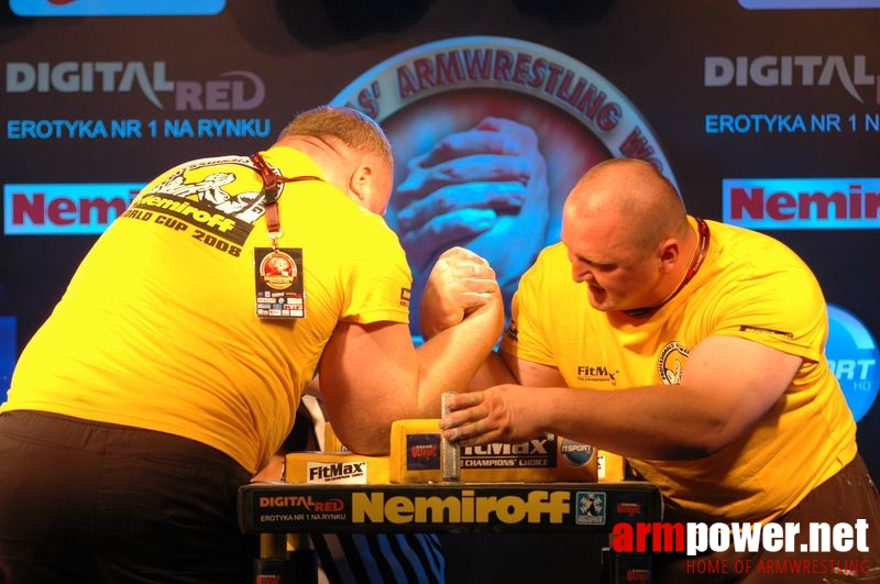 Nemiroff 2008 - Day 2 - Right hand # Armwrestling # Armpower.net