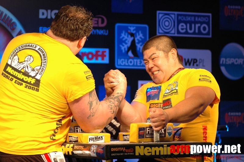 Nemiroff 2008 - Day 2 - Right hand # Armwrestling # Armpower.net