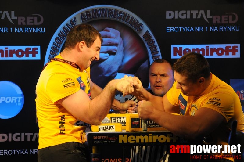 Nemiroff 2008 - Day 2 - Right hand # Armwrestling # Armpower.net