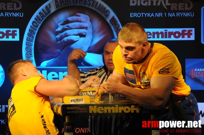 Nemiroff 2008 - Day 2 - Right hand # Armwrestling # Armpower.net