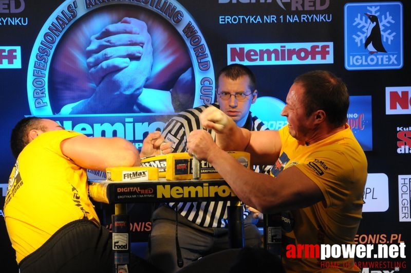 Nemiroff 2008 - Day 2 - Right hand # Armwrestling # Armpower.net