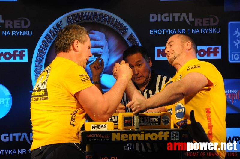 Nemiroff 2008 - Day 2 - Right hand # Siłowanie na ręce # Armwrestling # Armpower.net