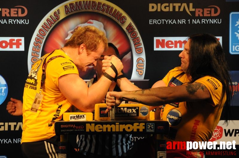 Nemiroff 2008 - Day 2 - Right hand # Armwrestling # Armpower.net