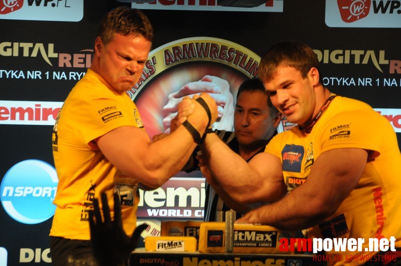 Nemiroff 2008 - Day 2 - Right hand # Armwrestling # Armpower.net