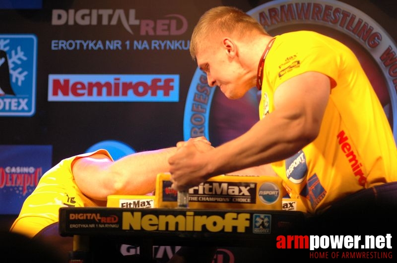 Nemiroff 2008 - Day 2 - Right hand # Armwrestling # Armpower.net