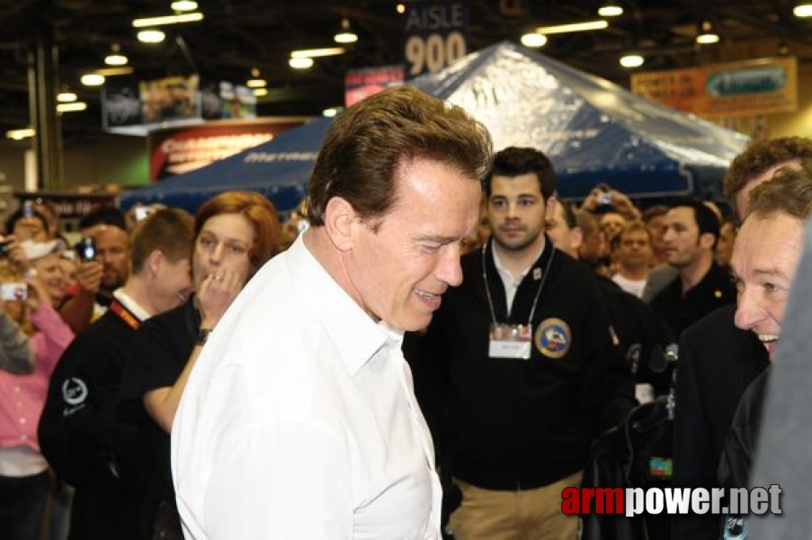 Arnold Classic 2009 - Arnold Schwarzenegger # Aрмспорт # Armsport # Armpower.net