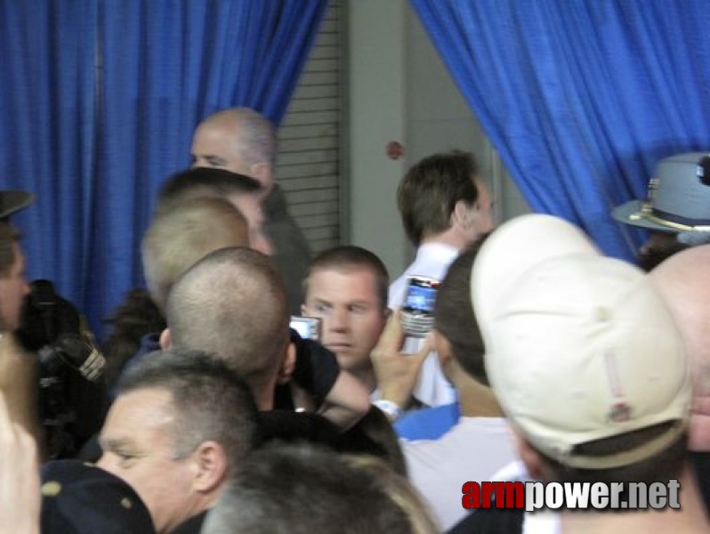 Arnold Classic 2009 - Arnold Schwarzenegger # Aрмспорт # Armsport # Armpower.net