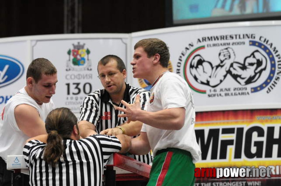 Euroarm 2009 - Day 2 # Armwrestling # Armpower.net