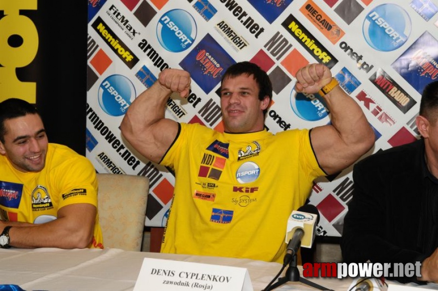 Nemiroff 2009 - Day 1 - Left hand # Armwrestling # Armpower.net