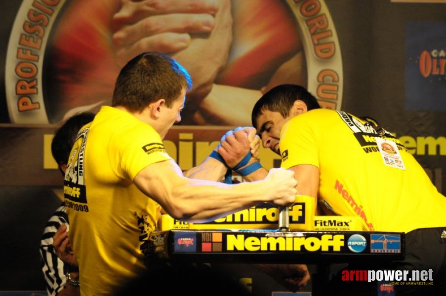 Nemiroff 2009 - Day 1 - Left hand # Aрмспорт # Armsport # Armpower.net