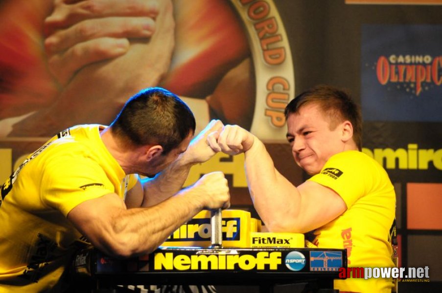 Nemiroff 2009 - Day 1 - Left hand # Armwrestling # Armpower.net